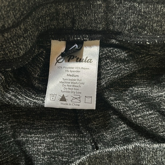 Ptula athletic shorts - Picture 3 of 3